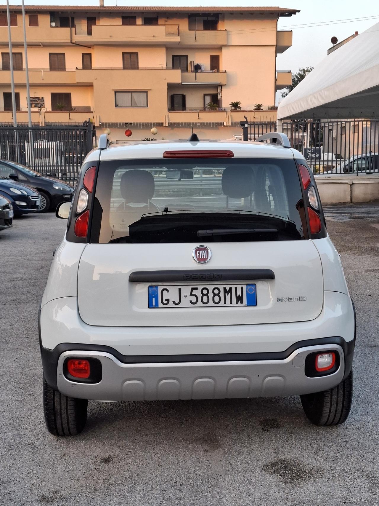 Fiat Panda Cross 1.0 FireFly S&S Hybrid 10.000 km