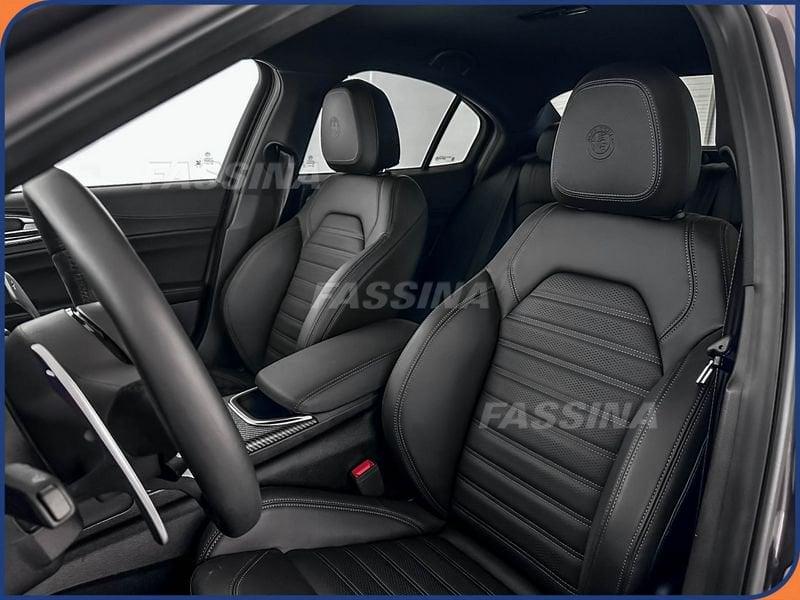 Alfa Romeo Giulia Giulia 2.9 V6 Bi-Turbo AT8 Quadrifoglio