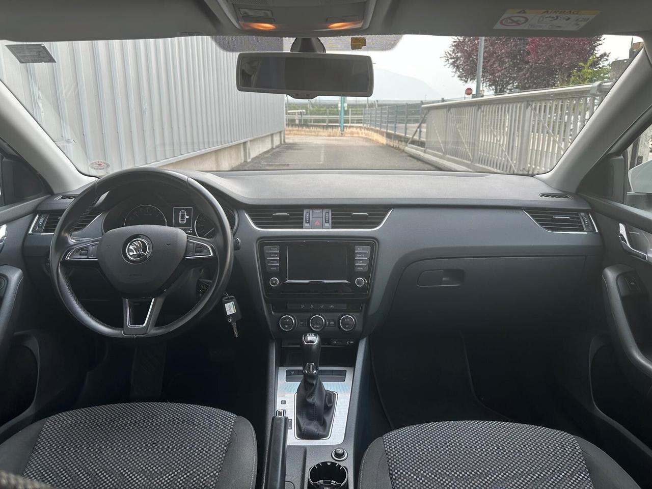 Skoda Octavia 2.0 TDI CR DSG Executive
