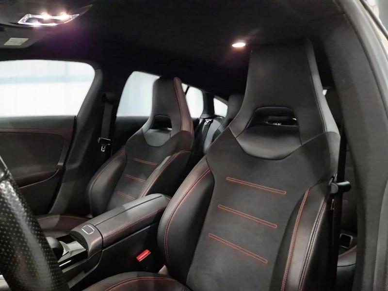 MERCEDES-BENZ CLA 180 Automatic Premium SHOOTING BRAKE