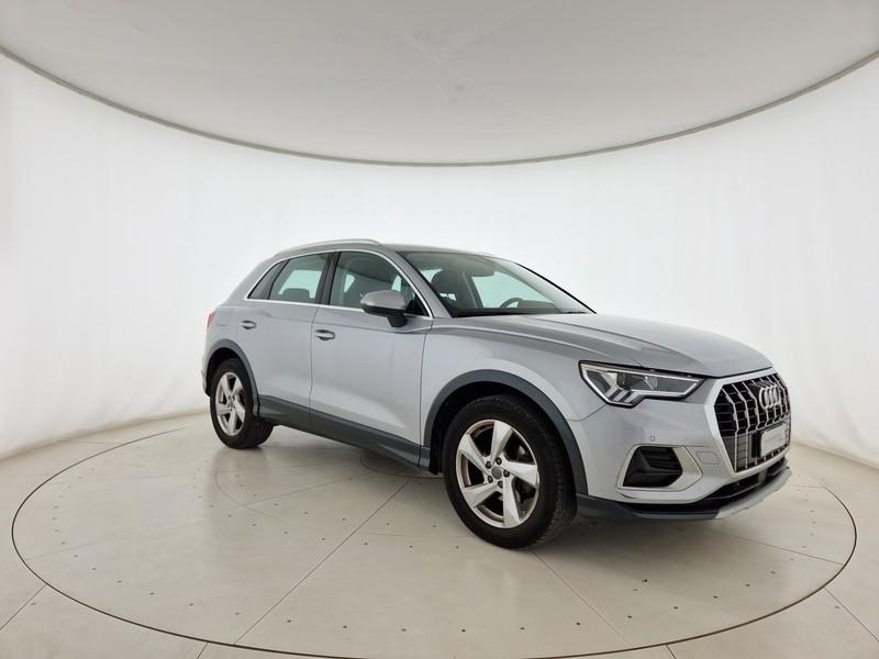 Audi Q3 35 2.0 tdi business advanced s-tronic