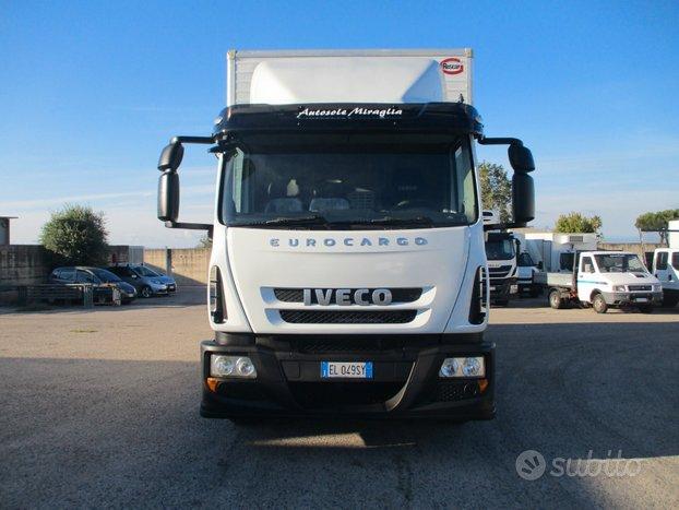Iveco EUROCARGO 140/25 E5 FURGONE L 7.20M+PEDANA R