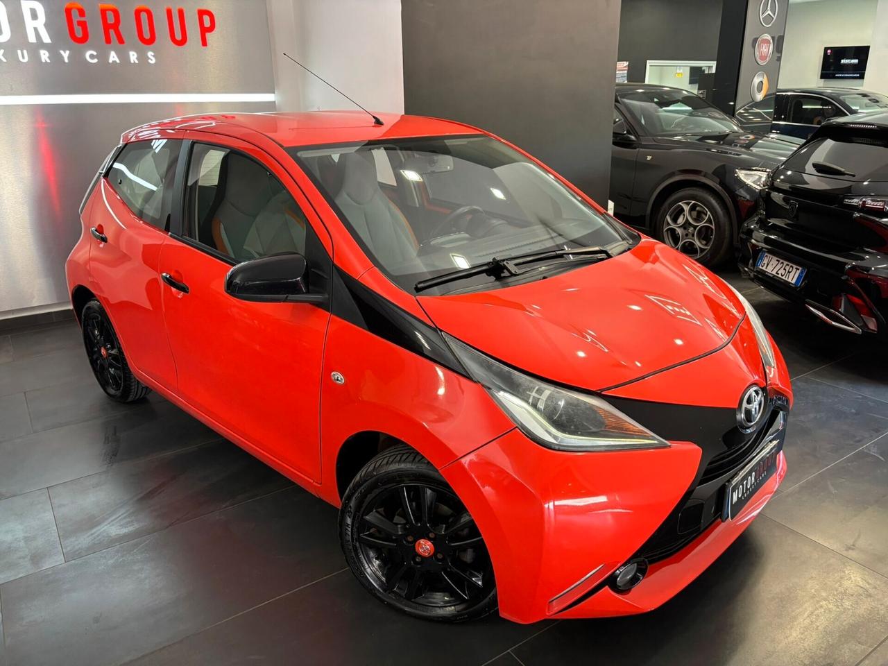 Toyota Aygo 1.0 VVT-i 69 CV 5 porte x-wave