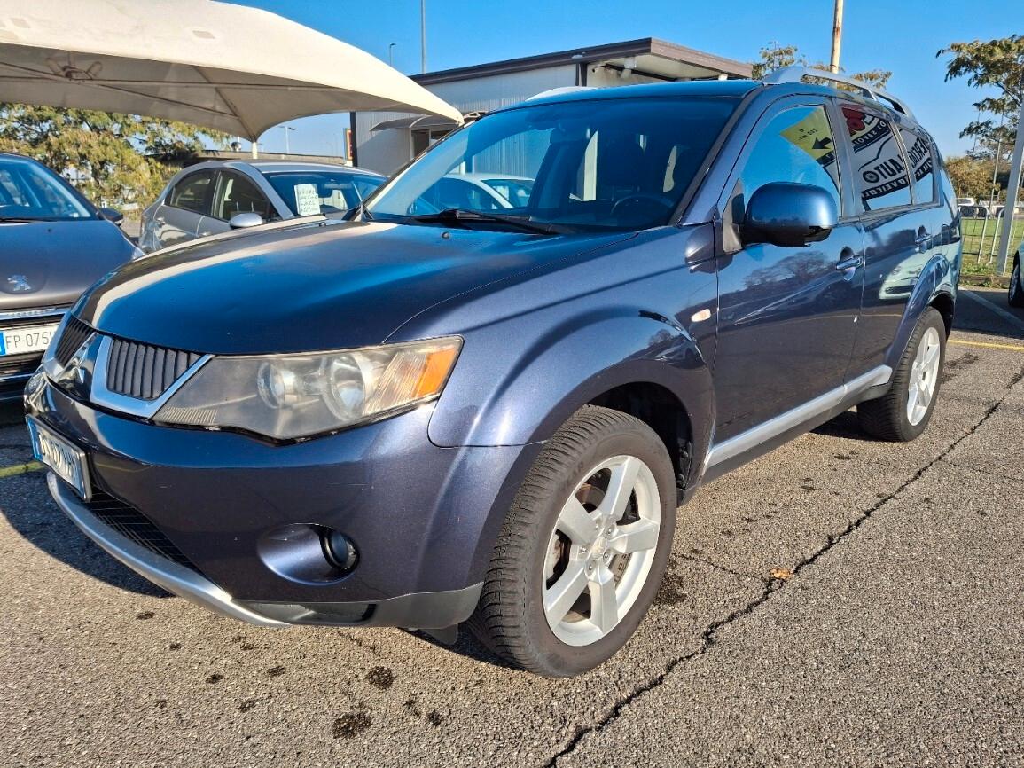Mitsubishi Outlander 2.0 DI-D Intense DPF