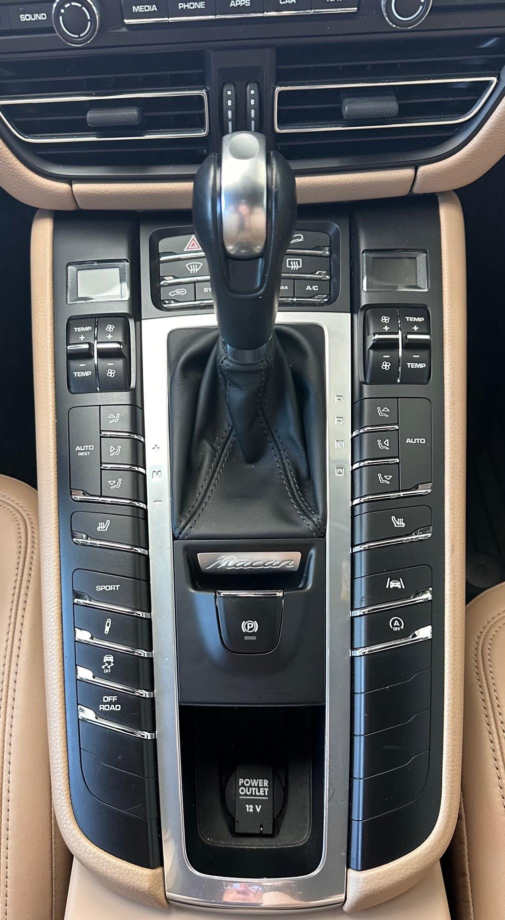 Porsche Macan 2.0 245cv pdk