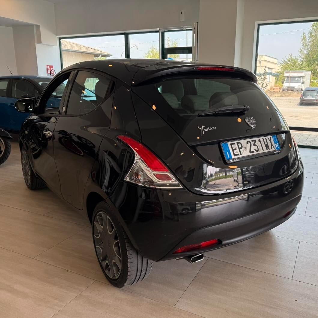 Lancia Ypsilon 1.2 69 CV 5 porte GPL Ecochic Gold