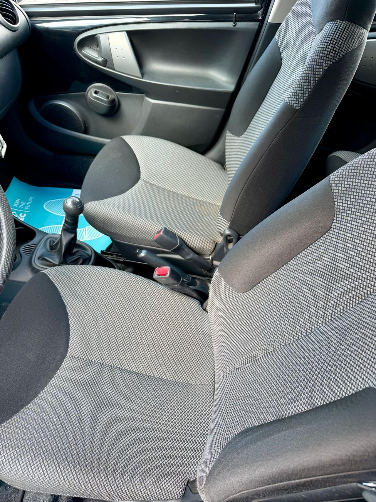 Toyota Aygo 1.0 12V VVT-i 5 porte Lounge Connect