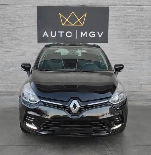 Renault Clio TCe 12V 75 CV 5 porte Moschino Zen