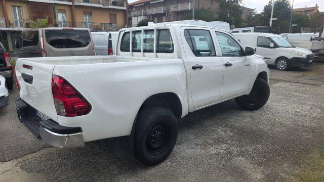 TOYOTA Hilux 2.4 D-4D 4WD 4 porte Double Cab Comfort