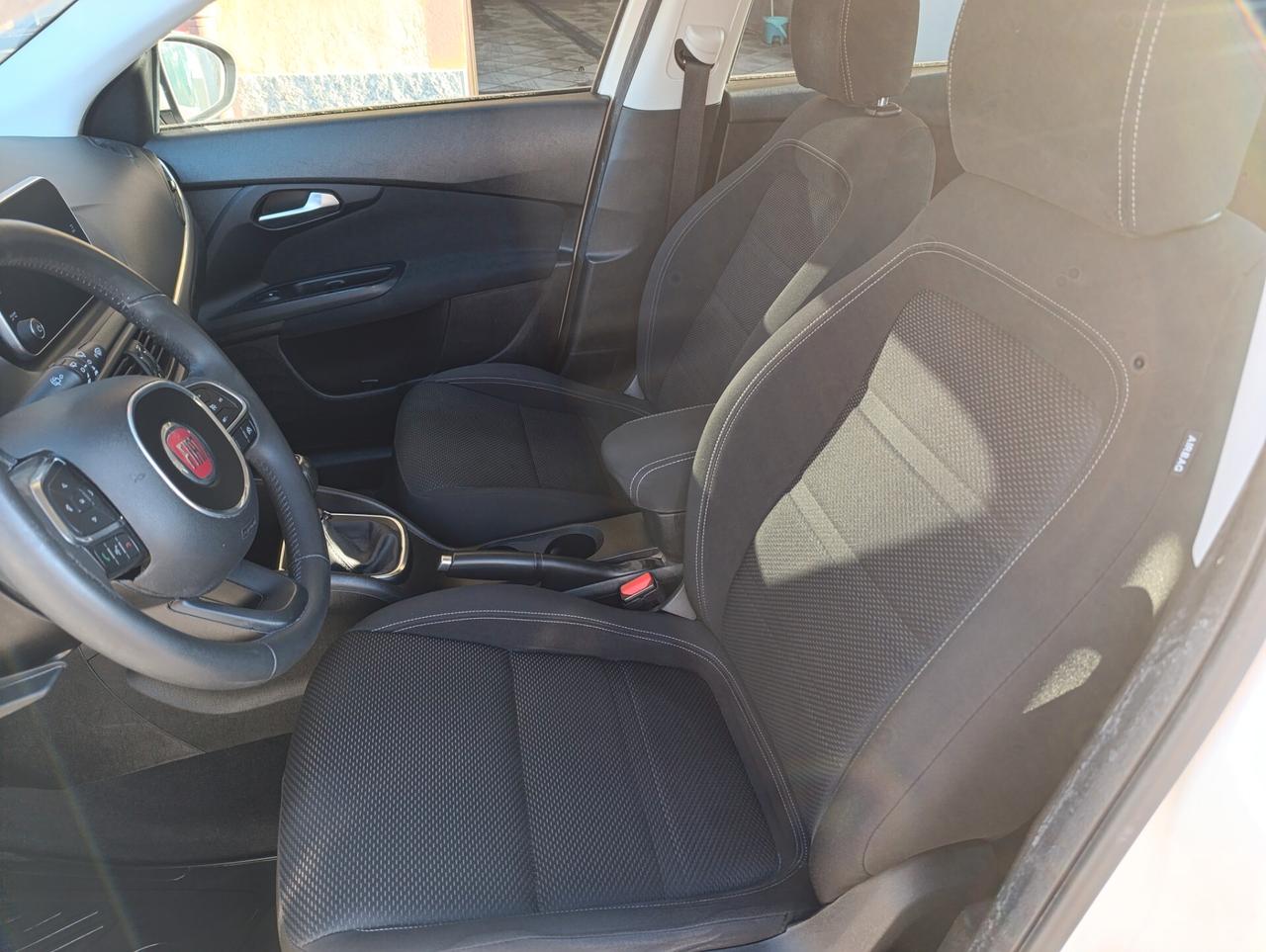 Fiat Tipo 1.4 5 porte Lounge Uniproprietario OK Neopatentati