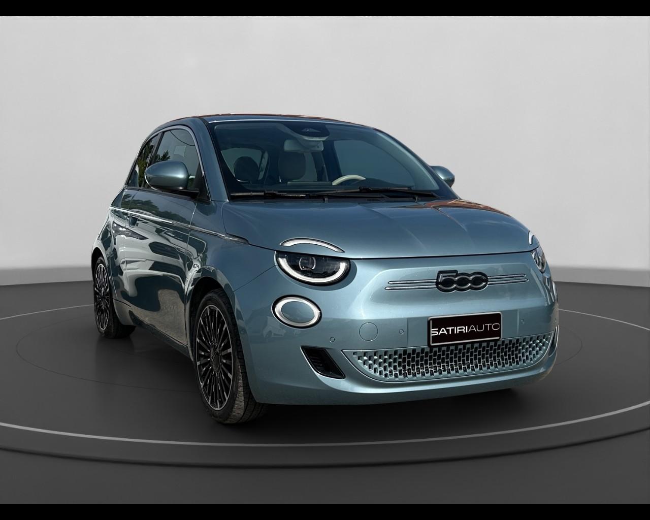 FIAT 500e 3+1 - 500e 3+1 42 kWh La Prima