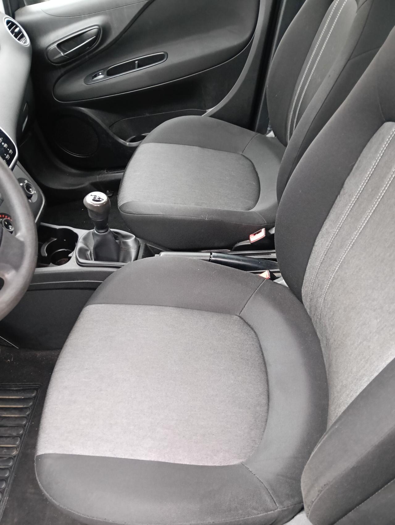 Fiat Punto Evo 1.3 Mjt 85 CV DPF 5 porte S&S Dualogic Dynamic