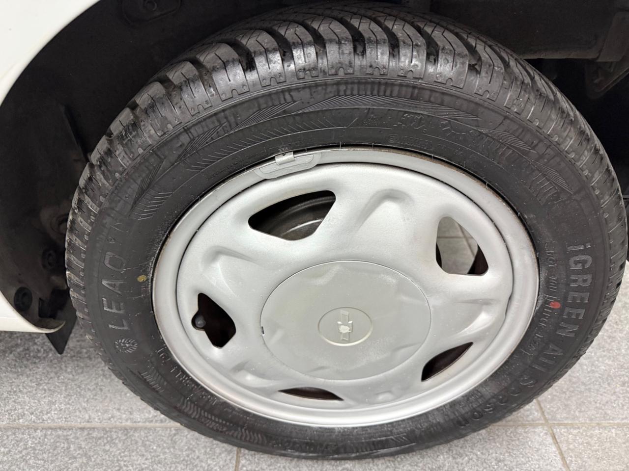 Chevrolet Spark 1.0 GPL Eco Logic Pink Lady Special Edition