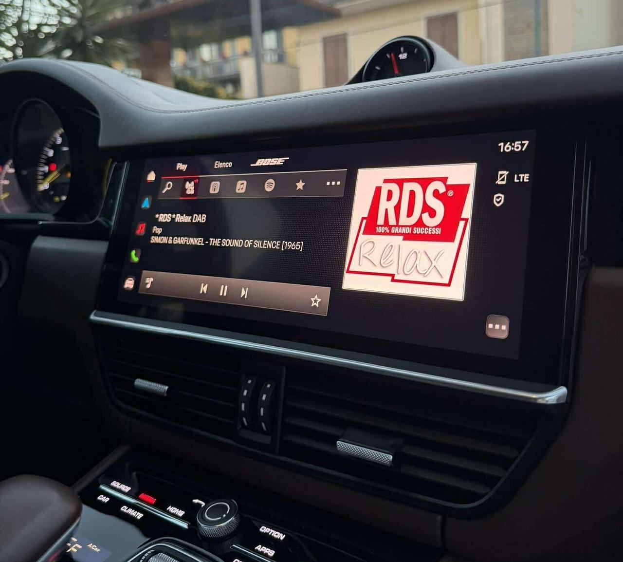 Porsche Cayenne Coupé 3.0 V6 E-Hybrid Platinum Edition