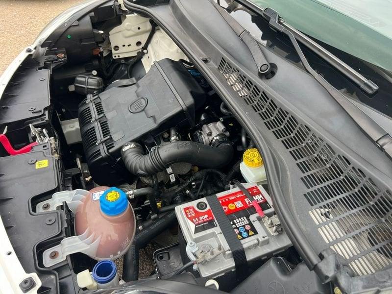 FIAT 500L 500L 1.4 95 CV Pop Star LEGGI