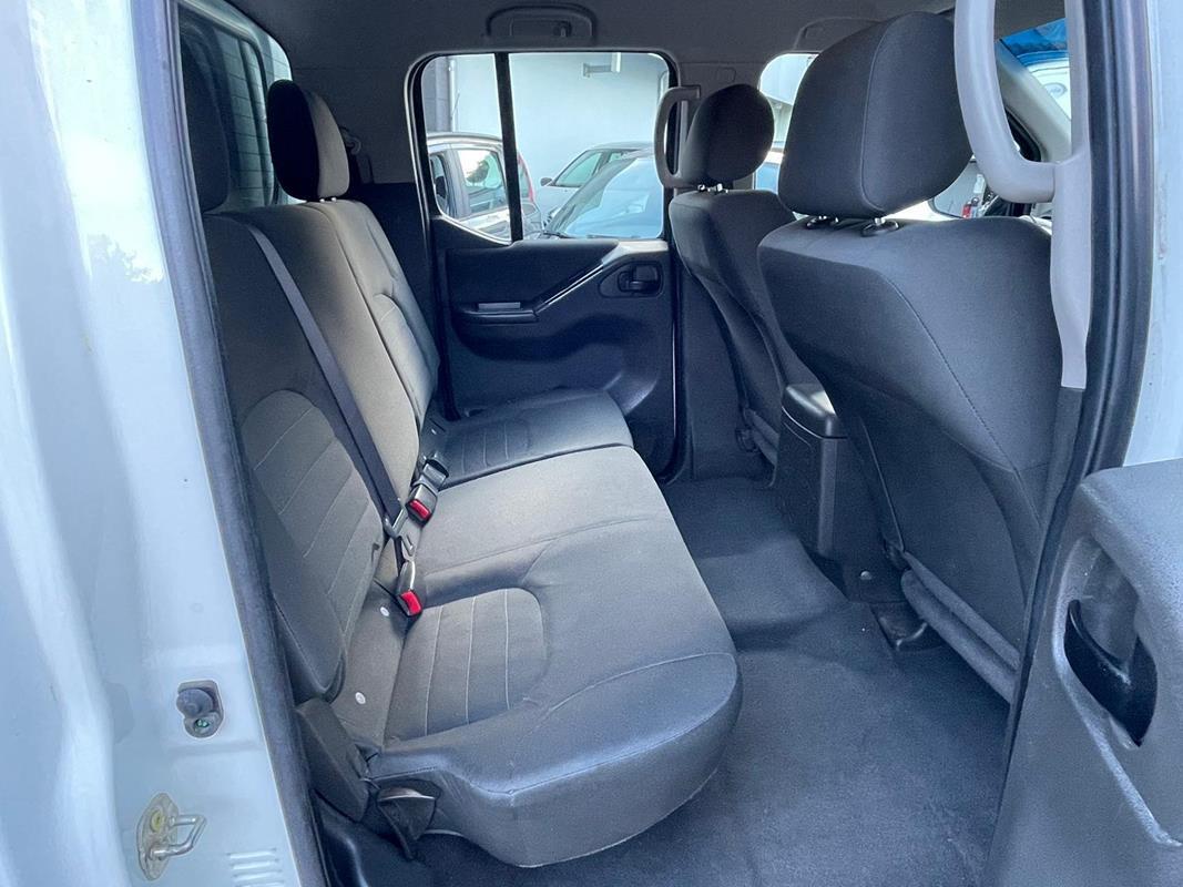 Nissan Navara 2.5 dCi 4 porte Double Cab WoRK 4wd