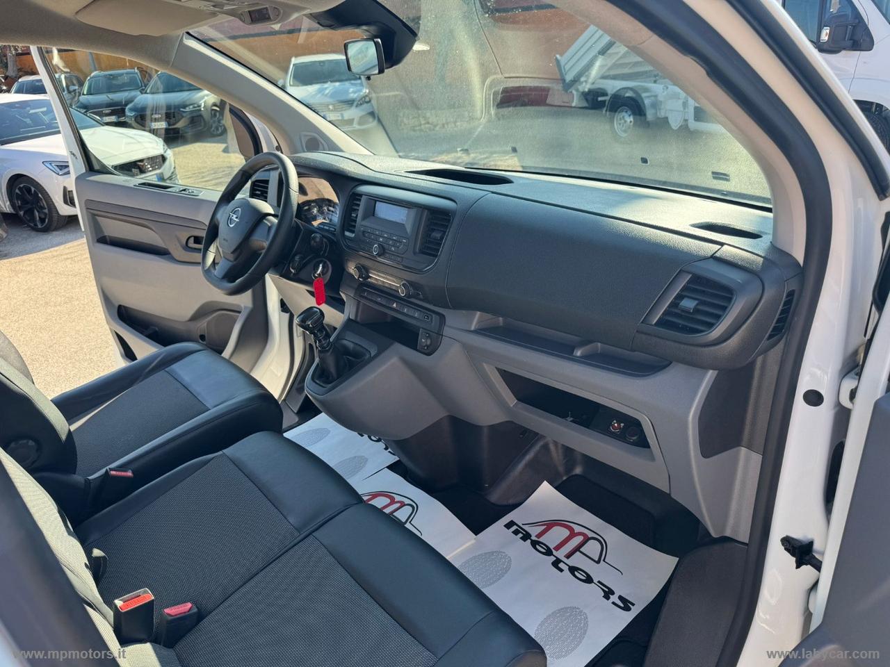 VIVARO 2.0 D 120CV PC-TN