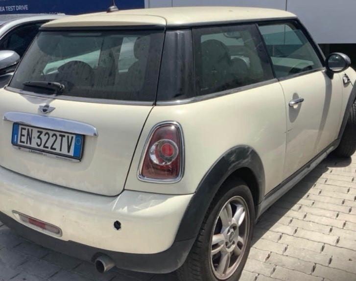 Mini 1.6 16V One (55kW)
