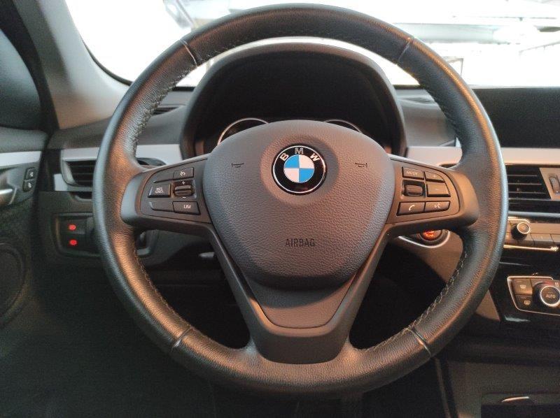 BMW X1 (F48) - X1 sDrive18d Business Advantage