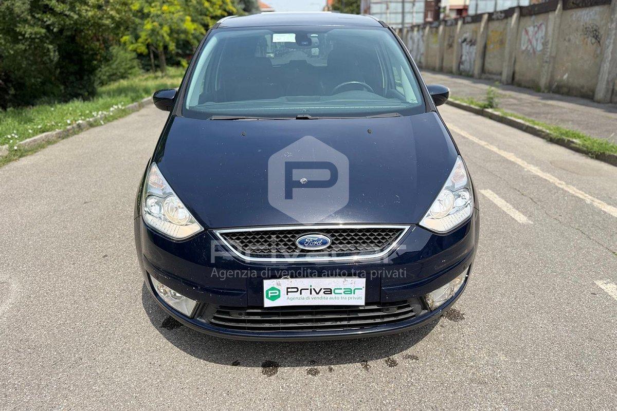 FORD Galaxy 2.0 145 CV Ghia