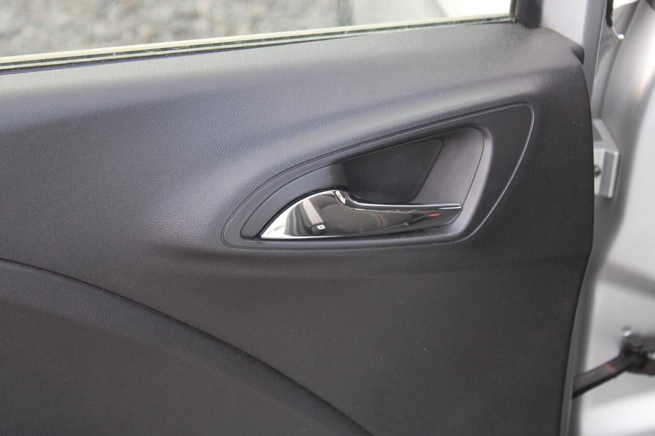 Opel Corsa 1.2 5 porte Innovation