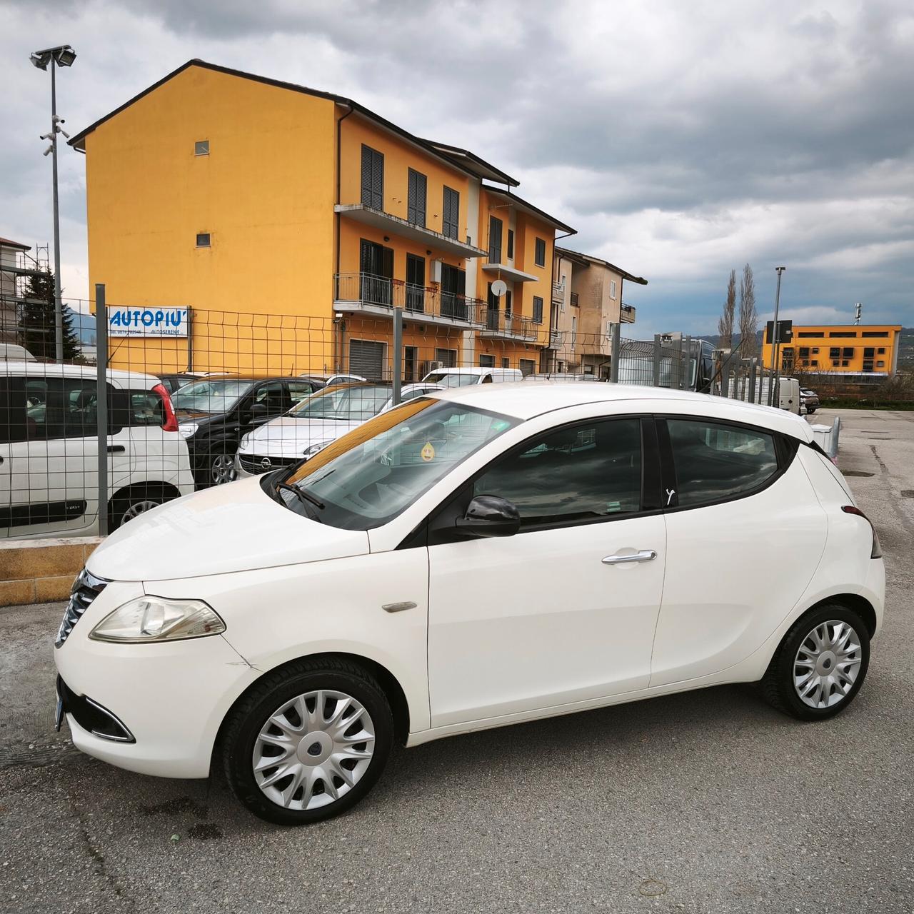 Lancia Ypsilon 1.3 MJT 16V 95 CV 5 porte S&S Gold