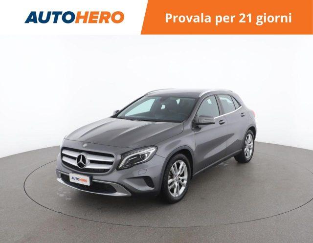 MERCEDES-BENZ GLA 200 d Automatic 4Matic Sport