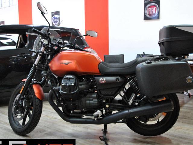 Moto Guzzi V 7 STONE 100. ANIVERSARIO * SOLO 7.000 KM *
