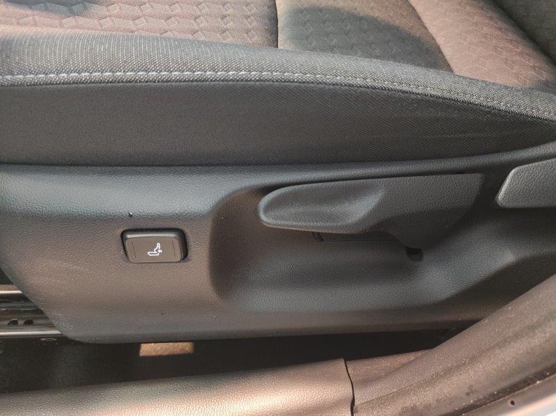 TOYOTA Yaris 4ª serie - Yaris 1.5 Hybrid 5 porte Business