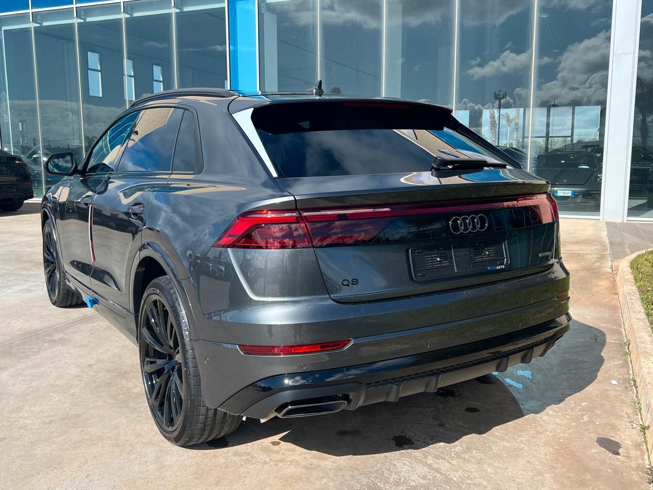 Audi Q8 SUV TDI quattro 210 kW tiptronic S line edition - possibilità noleggio no scoring