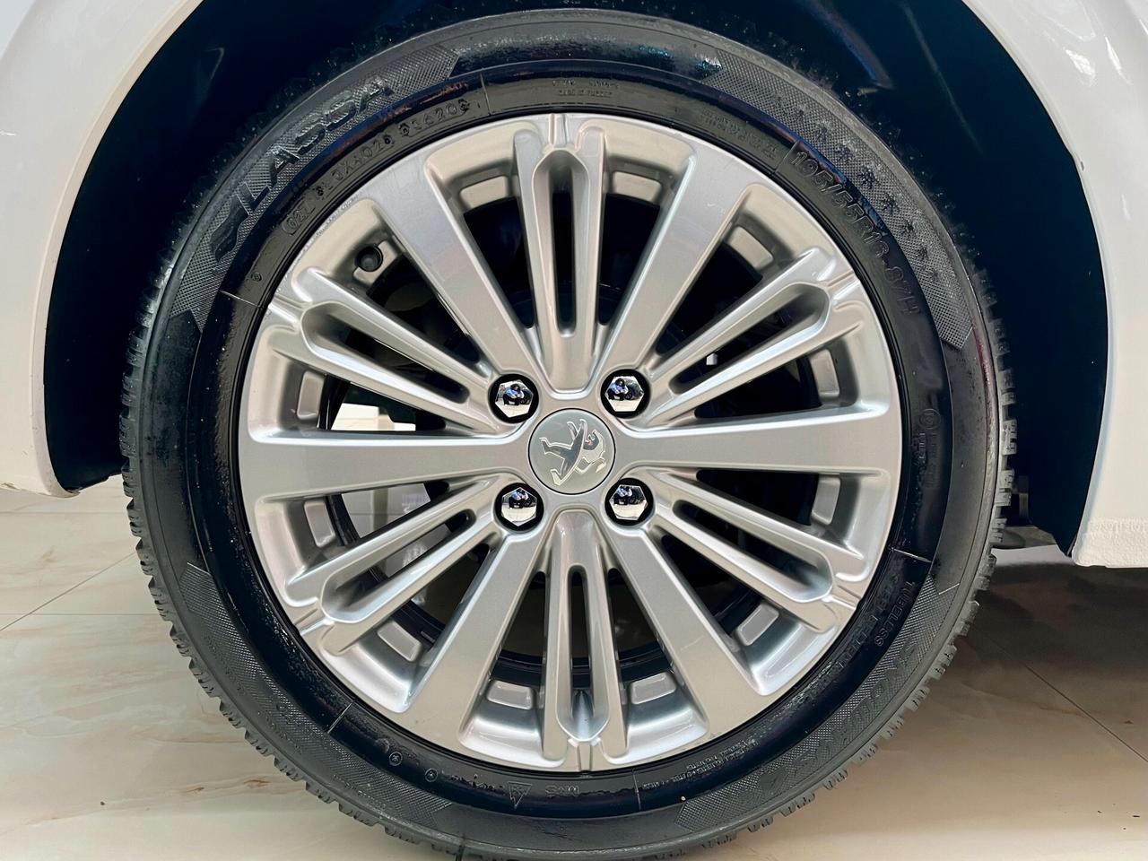 Peugeot 208 1.6 BlueHDi 75cv Allure 2015