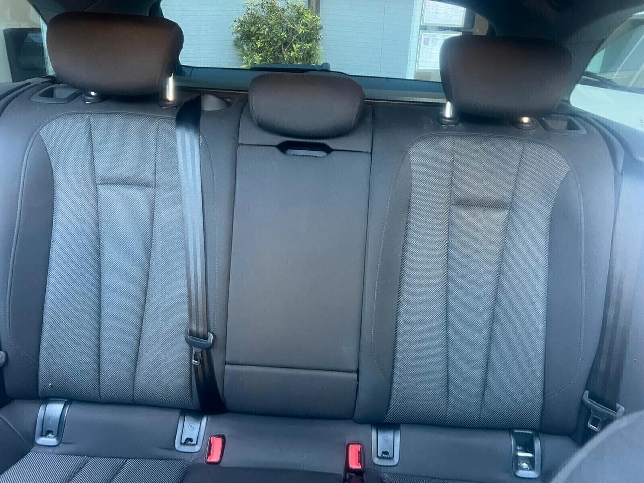 AUDI A4 AVANT 2.0 TDI 150cv ULTRA S-TRONIC BUSINESS SPORT