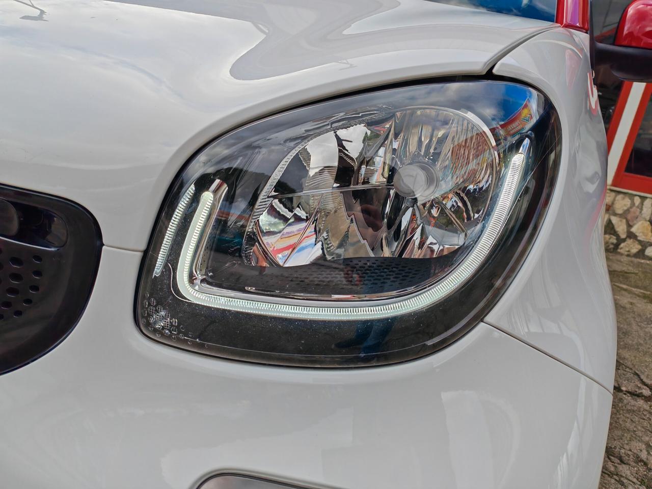 Smart Fortwo 1,0 benzina 05/2017 Cv70