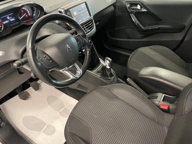 PEUGEOT 208 1.2 82 CV Allure