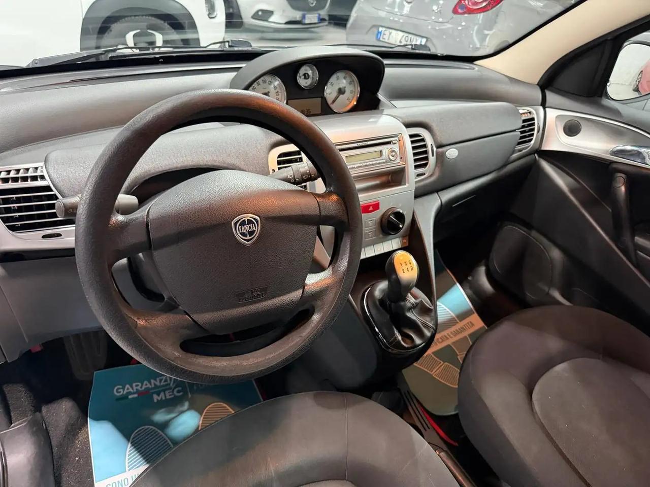 Lancia Ypsilon 1.3 mjt 16v Unyca