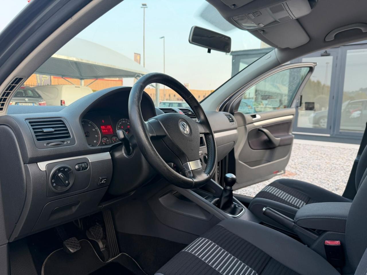 Volkswagen Golf 1.6 5p. Comfortline BiFuel GPL OK NEOPATENTATI