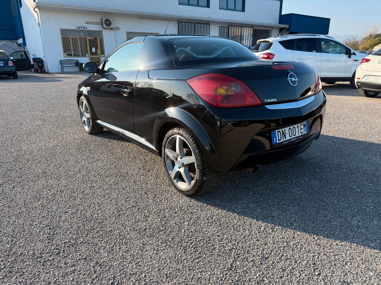 Opel Tigra TwinTop 1.4 16V Sport