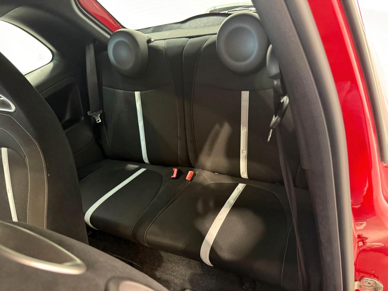 Abarth 595 1.4 Turbo T-Jet 140 CV Yamaha Factory Racing