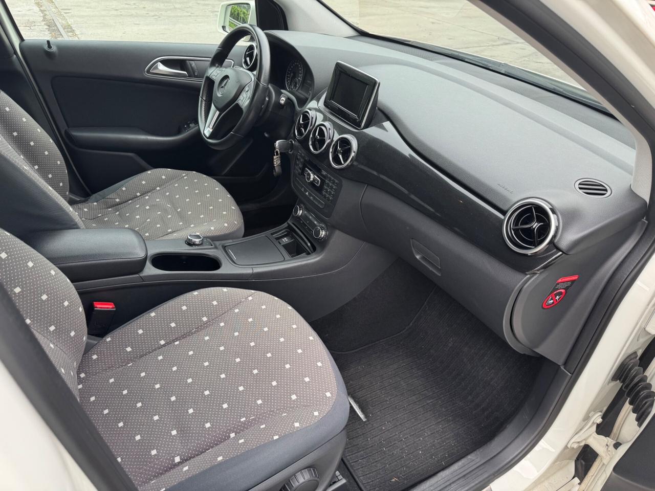 Mercedes-benz B 180 CDI Automatic Executive