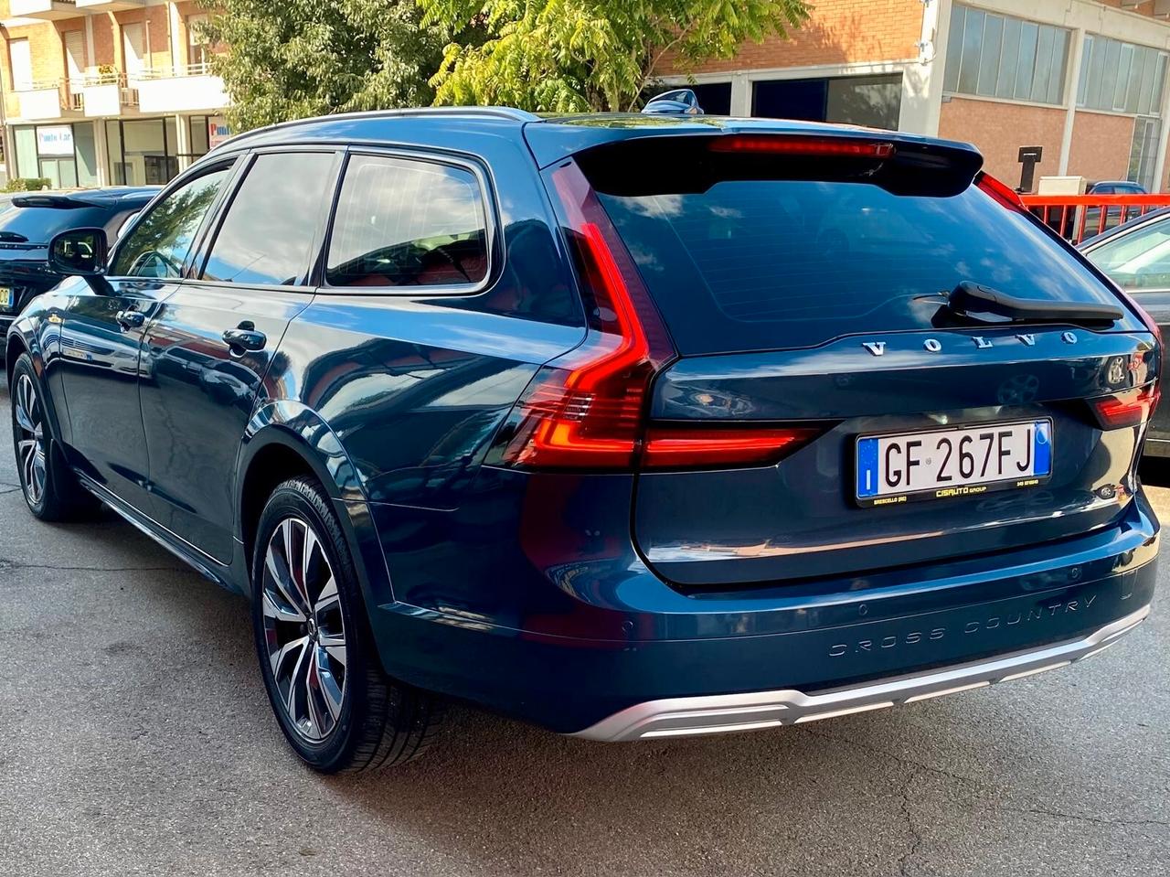 VOLVO V90 CROSS COUNTRY B4 (d) AWD 2.0 (197CV) - VIRTUAL COCKPIT, TETTO PANORAMICO, PELLE TOTALE