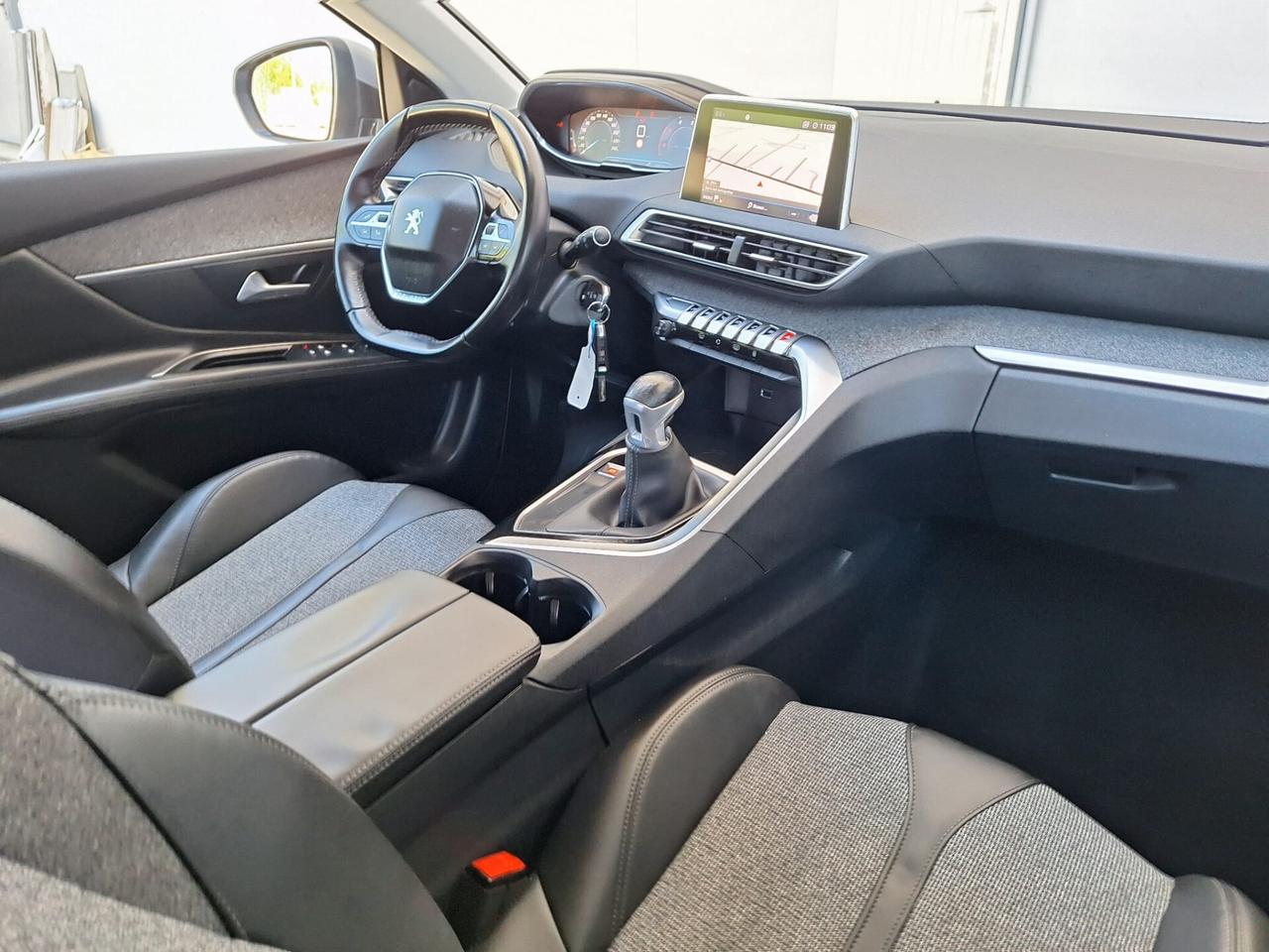 Peugeot 3008 BlueHDi 130 S&S Allure