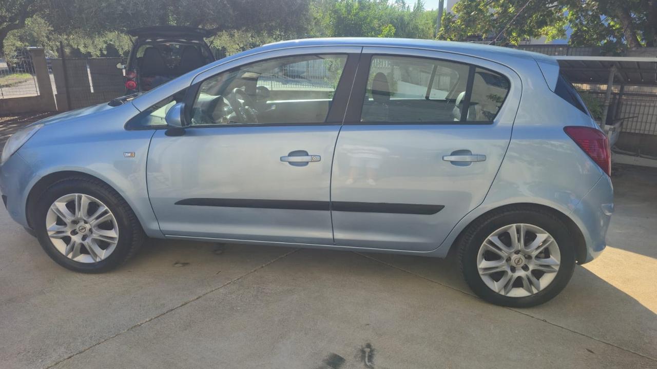 Opel Corsa 1.7 CDTI 130CV 5 porte Cosmo