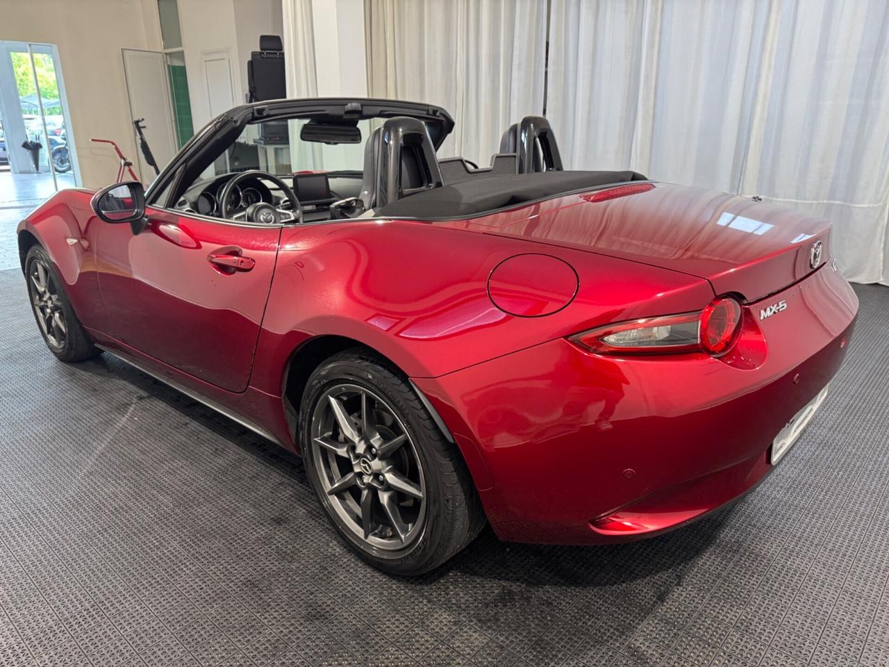 Mazda MX-5 1.5L Skyactiv-G Exceed