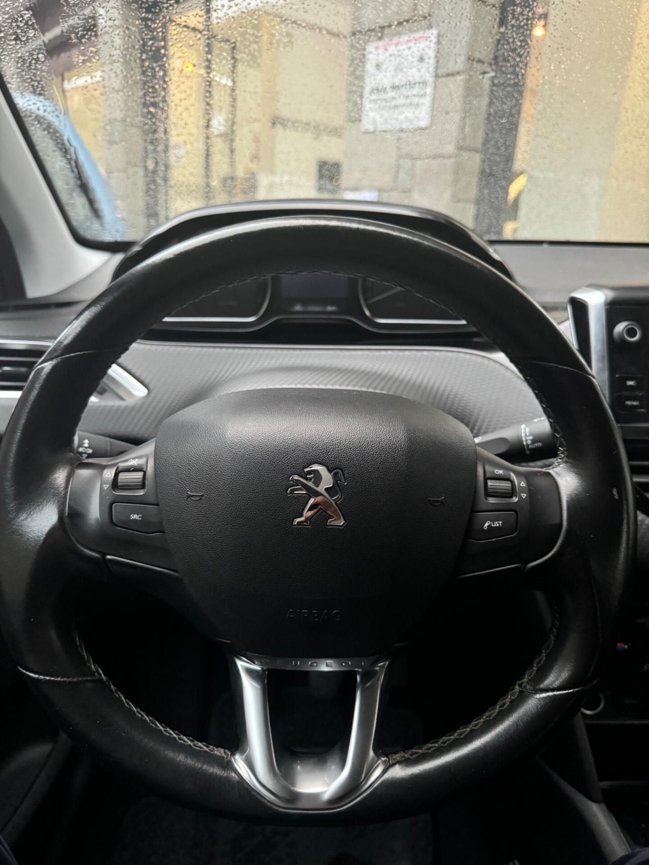 Peugeot 208 GPL Allure retrocamera sensori