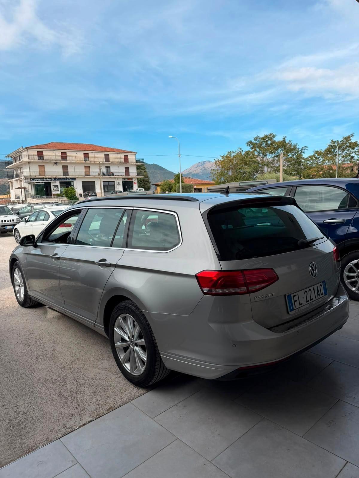 Volkswagen Passat Business 1.6 TDI Trendline BlueMotion Technology