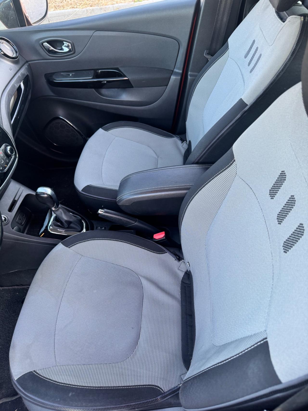 Renault Captur dCi 8V 90 CV EDC Start&Stop Energy Hypnotic