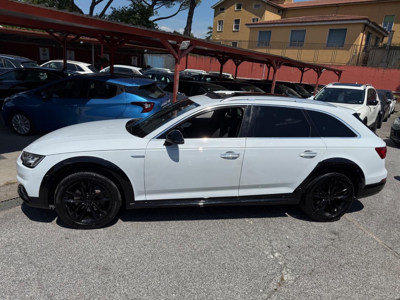 A4 allroad 2.0 TDI 190 CV S tronic-black pack -unipro-