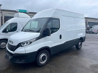 IVECO 35S18V 3.0 H2 3520