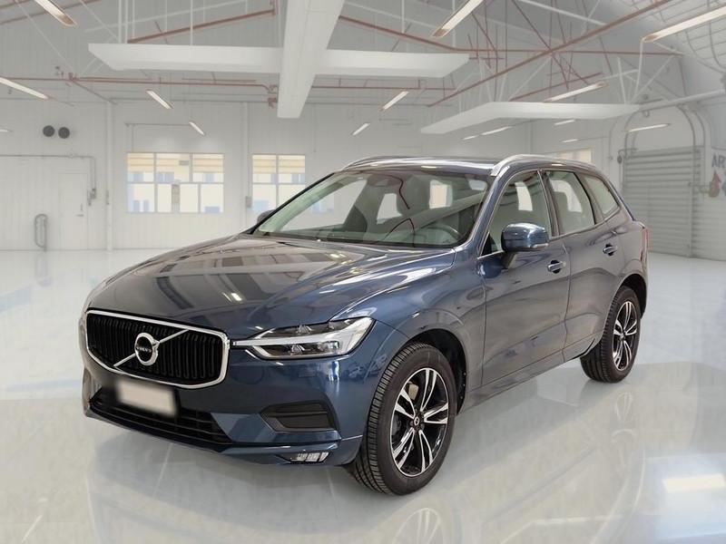 VOLVO XC60 B4 D AWD Geartronic Momentum