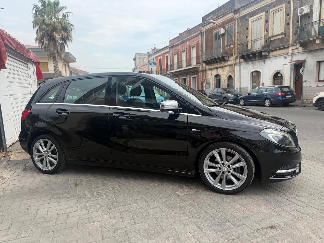 Mercedes-benz B 200 CDI BlueEFFICIENCY Premium
